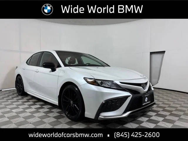 2022 Toyota Camry XSE AWD photo