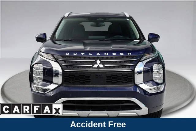 2022 Mitsubishi Outlander SEL Special Edition 4WD photo