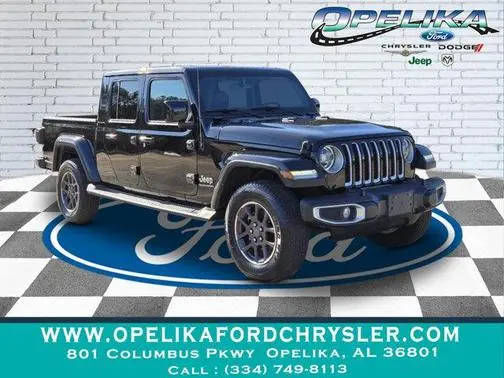 2022 Jeep Gladiator Overland 4WD photo