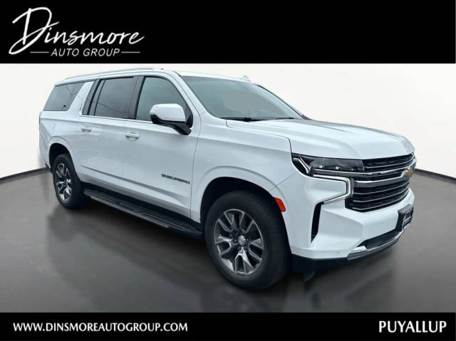 2022 Chevrolet Suburban LT 4WD photo