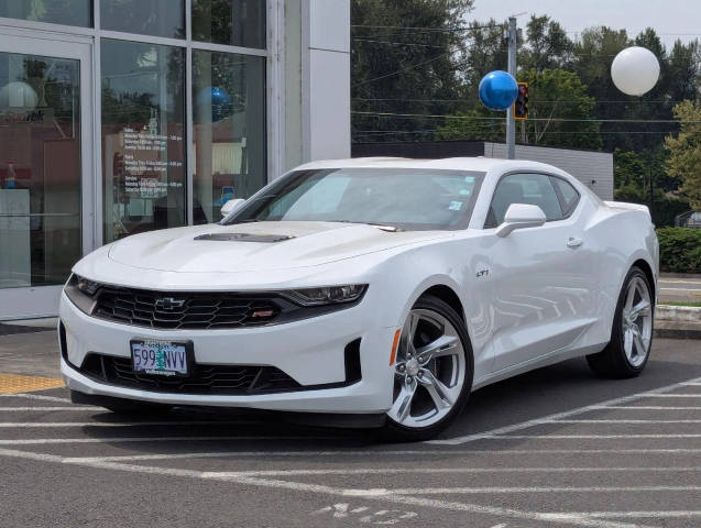 2022 Chevrolet Camaro LT1 RWD photo
