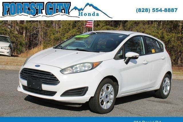 2016 Ford Fiesta SE FWD photo