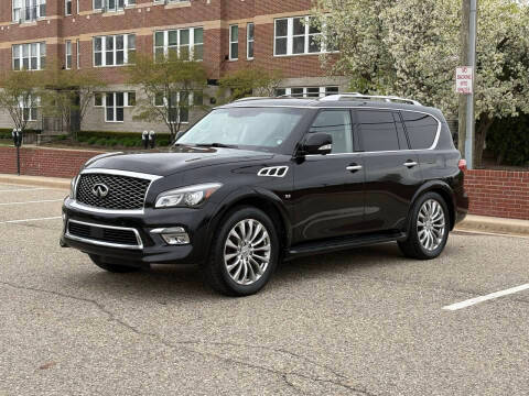 2016 Infiniti QX80  4WD photo