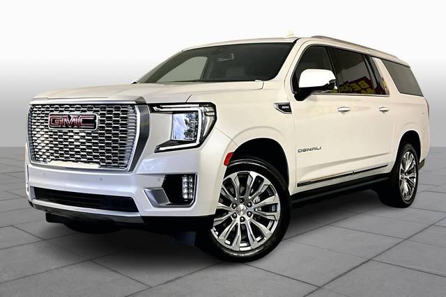 2022 GMC Yukon XL Denali 4WD photo