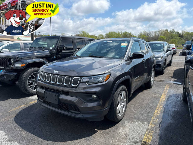 2022 Jeep Compass Latitude 4WD photo
