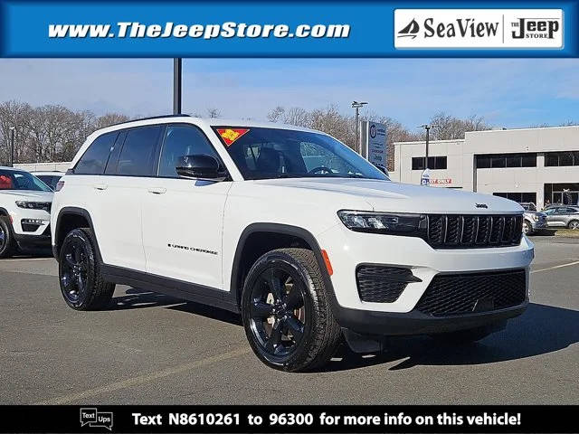 2022 Jeep Grand Cherokee Altitude 4WD photo