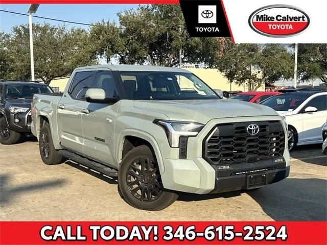 2022 Toyota Tundra SR5 4WD photo