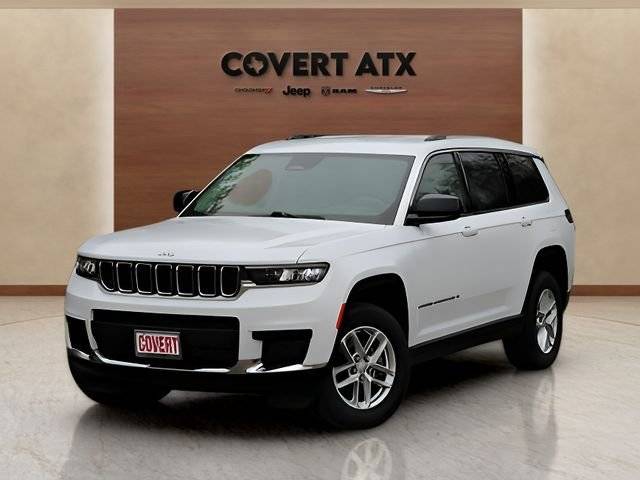 2022 Jeep Grand Cherokee L Laredo 4WD photo