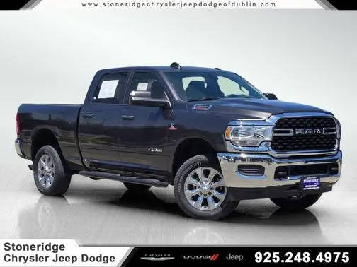 2022 Ram 2500 Big Horn 4WD photo