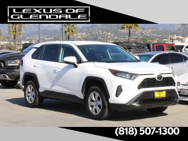 2022 Toyota RAV4 LE AWD photo