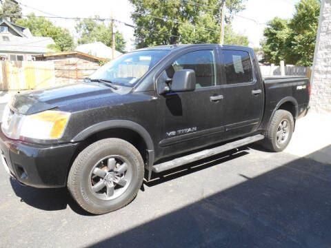 2015 Nissan Titan PRO-4X 4WD photo