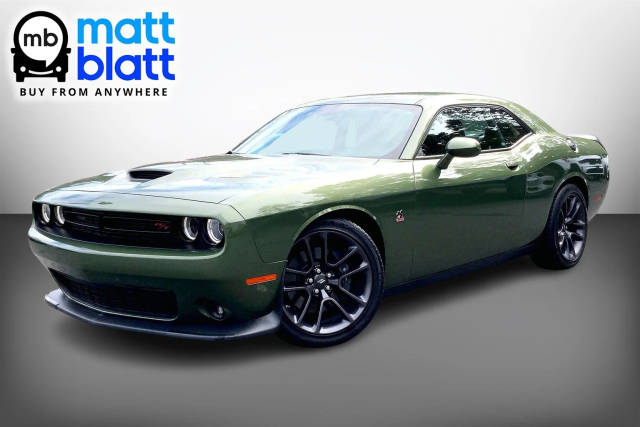 2022 Dodge Challenger R/T Scat Pack RWD photo