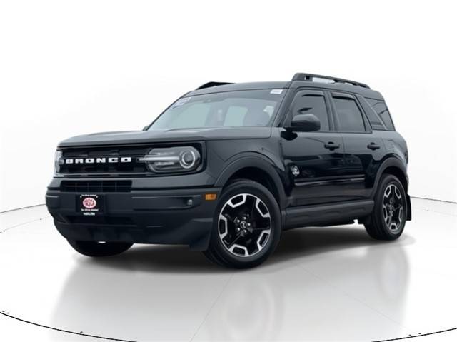 2022 Ford Bronco Sport Outer Banks 4WD photo