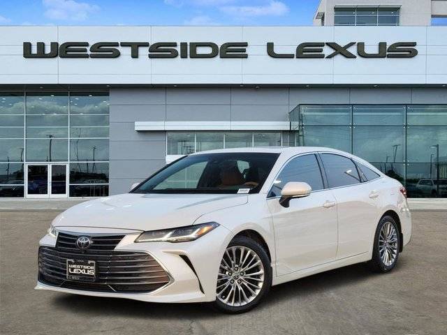 2022 Toyota Avalon Limited FWD photo