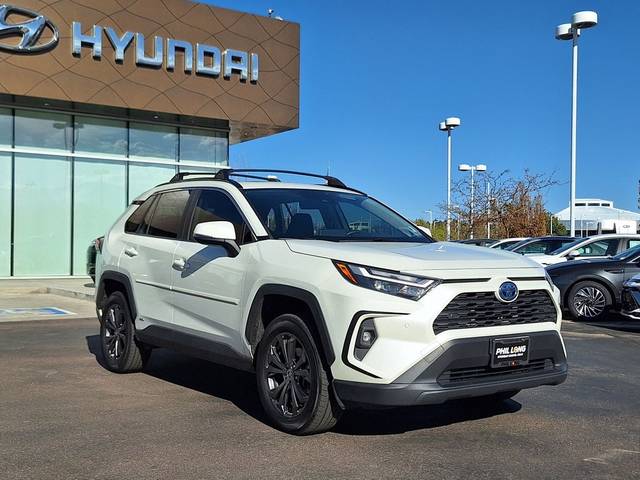 2022 Toyota RAV4 Hybrid XLE Premium AWD photo