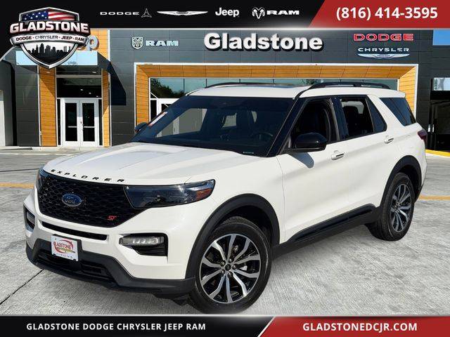 2022 Ford Explorer ST 4WD photo
