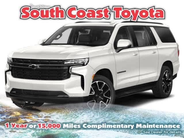 2022 Chevrolet Suburban RST 4WD photo