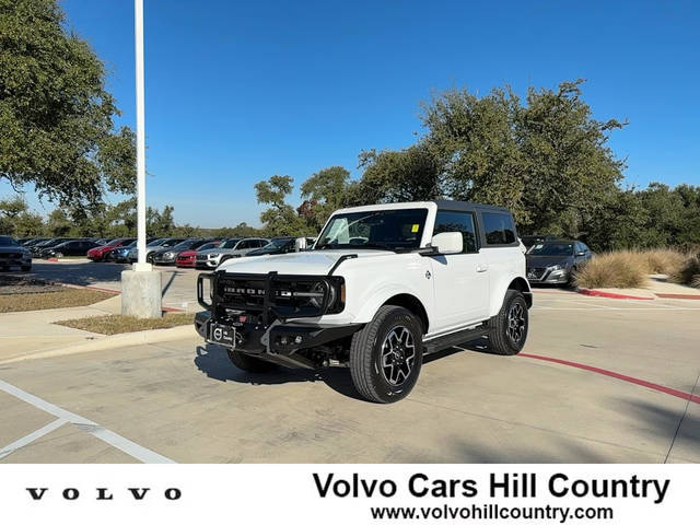 2022 Ford Bronco 2 Door Outer Banks 4WD photo