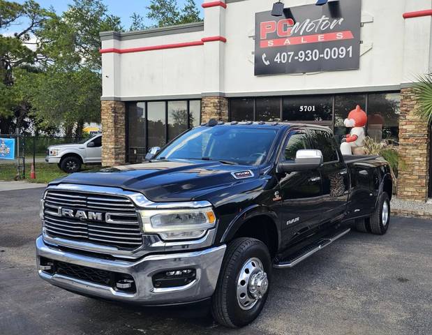 2022 Ram 3500 Laramie 4WD photo