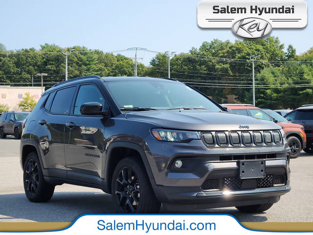 2022 Jeep Compass Altitude 4WD photo