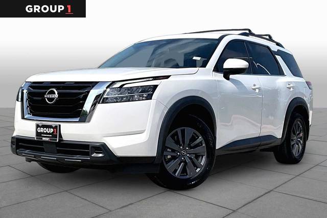 2022 Nissan Pathfinder SV FWD photo