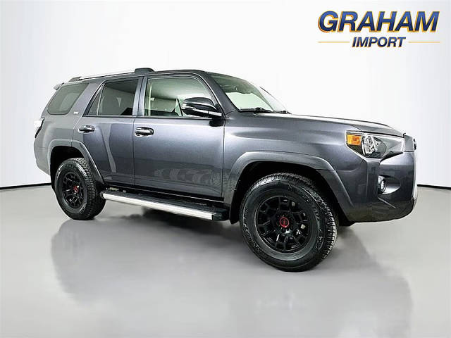 2022 Toyota 4Runner SR5 Premium 4WD photo