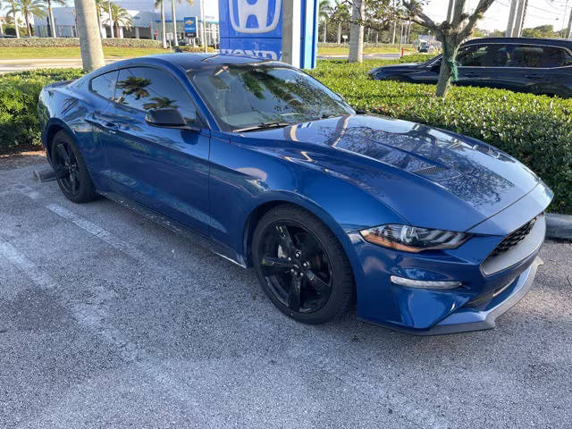 2022 Ford Mustang EcoBoost RWD photo