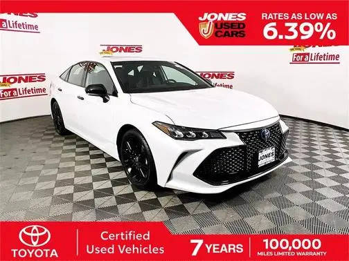 2022 Toyota Avalon Hybrid XSE Nightshade FWD photo