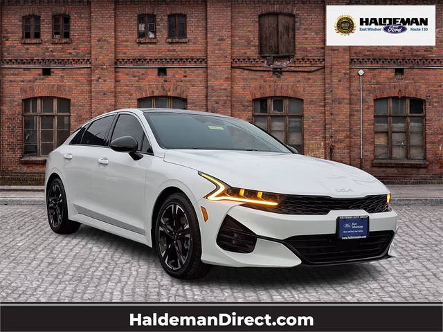 2022 Kia K5 GT-Line FWD photo