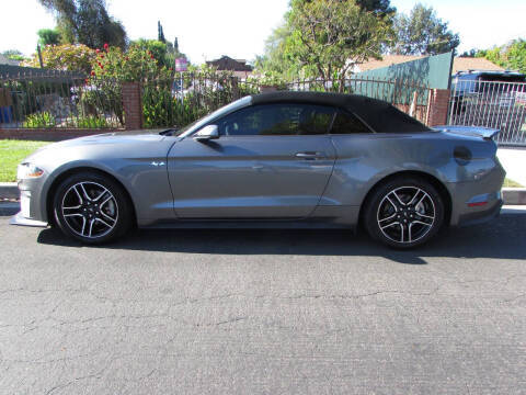 2021 Ford Mustang EcoBoost Premium RWD photo