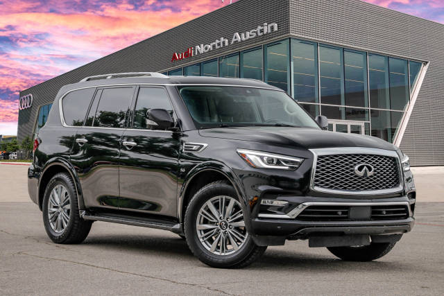 2020 Infiniti QX80 LUXE RWD photo