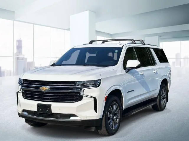 2022 Chevrolet Suburban LT 4WD photo