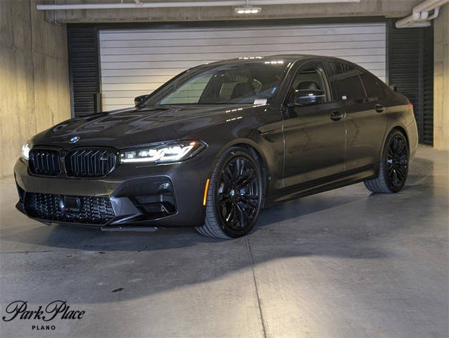 2022 BMW M5  AWD photo