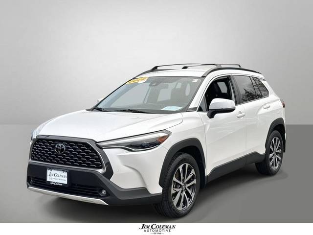 2022 Toyota Corolla Cross XLE AWD photo