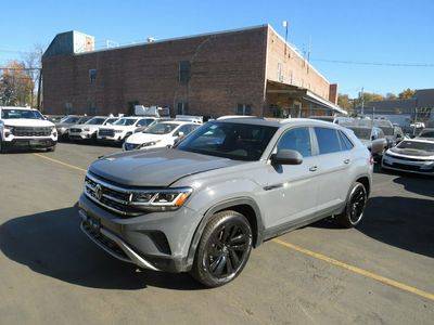 2022 Volkswagen Atlas Cross Sport 3.6L V6 SE w/Technology AWD photo