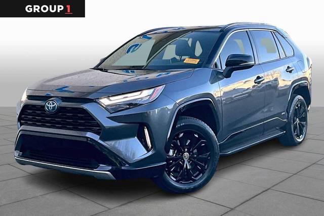 2022 Toyota RAV4 Hybrid XSE AWD photo