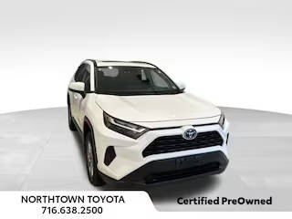 2022 Toyota RAV4 XLE AWD photo