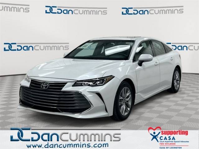 2022 Toyota Avalon XLE FWD photo