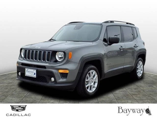 2022 Jeep Renegade Latitude 4WD photo