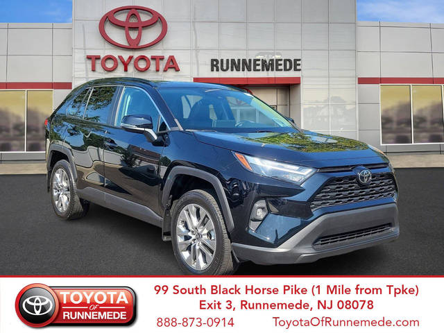 2022 Toyota RAV4 XLE Premium AWD photo