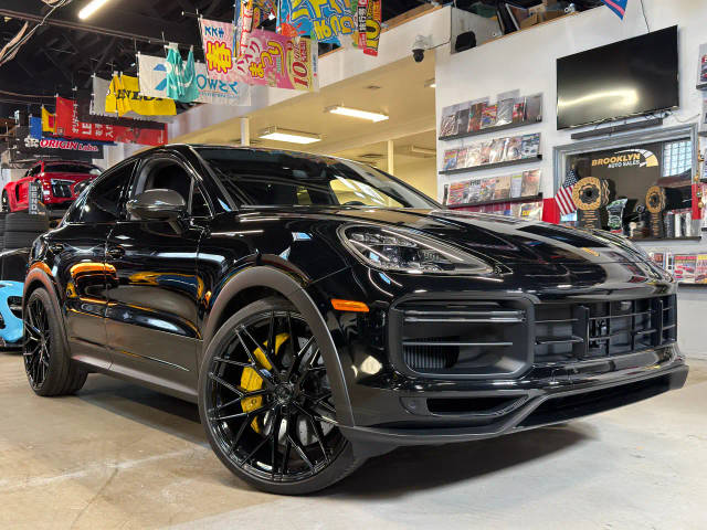 2023 Porsche Cayenne Coupe Turbo GT AWD photo