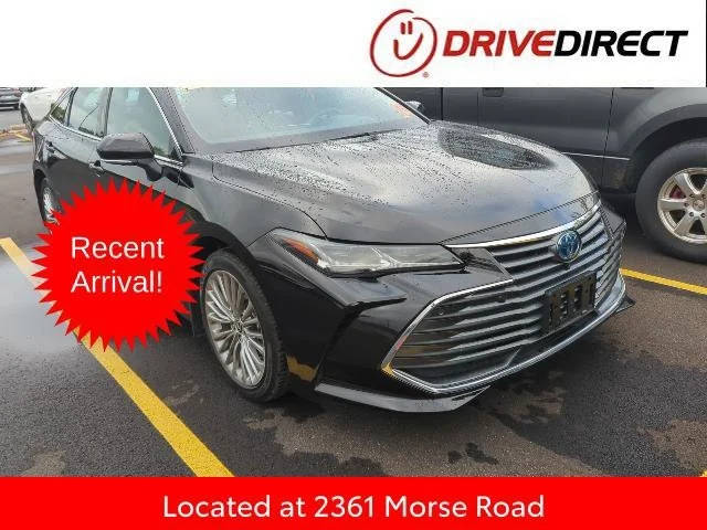 2022 Toyota Avalon Hybrid Limited FWD photo