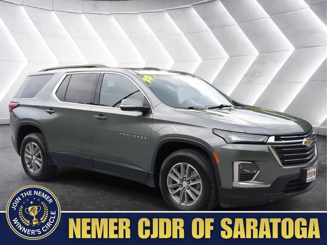 2023 Chevrolet Traverse LT Cloth AWD photo
