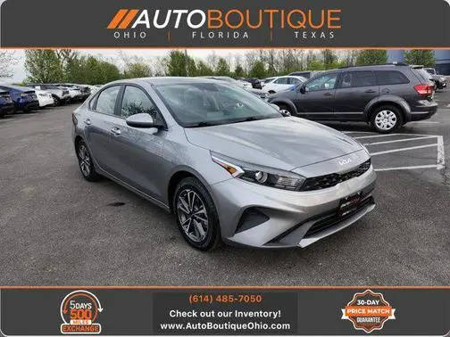 2022 Kia Forte LXS FWD photo