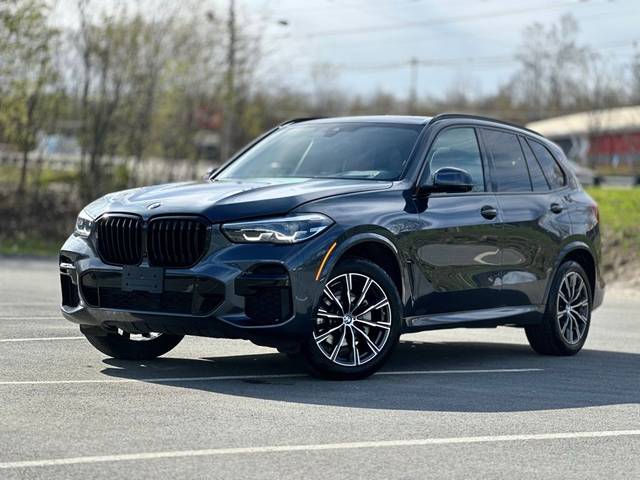2022 BMW X5 xDrive40i AWD photo