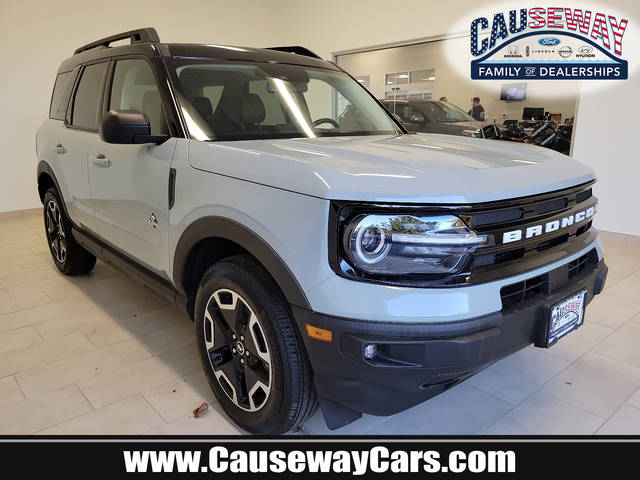 2022 Ford Bronco Sport Outer Banks 4WD photo