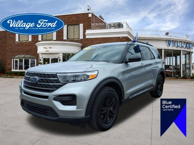 2022 Ford Explorer XLT 4WD photo