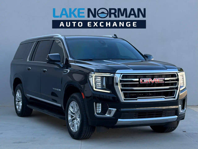 2022 GMC Yukon XL SLT 4WD photo