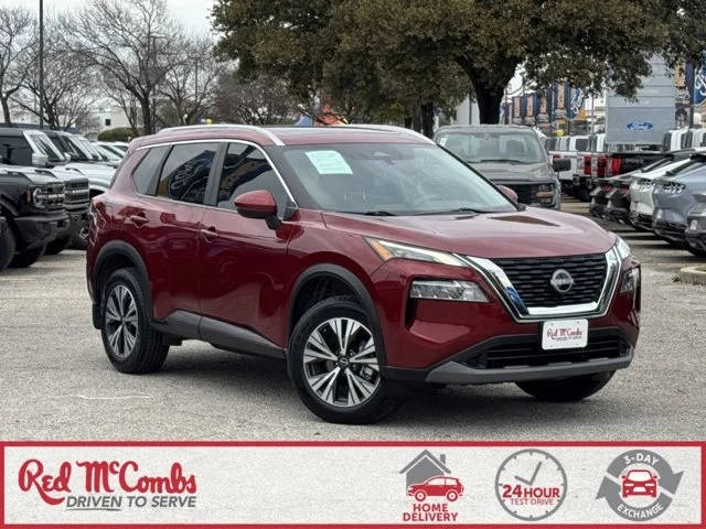 2022 Nissan Rogue SV FWD photo