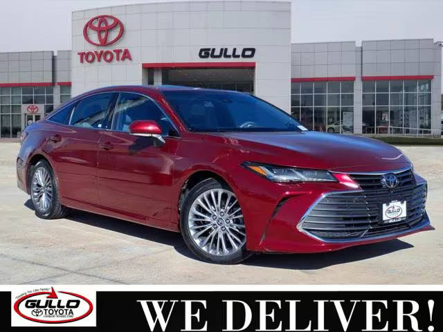 2022 Toyota Avalon Limited FWD photo